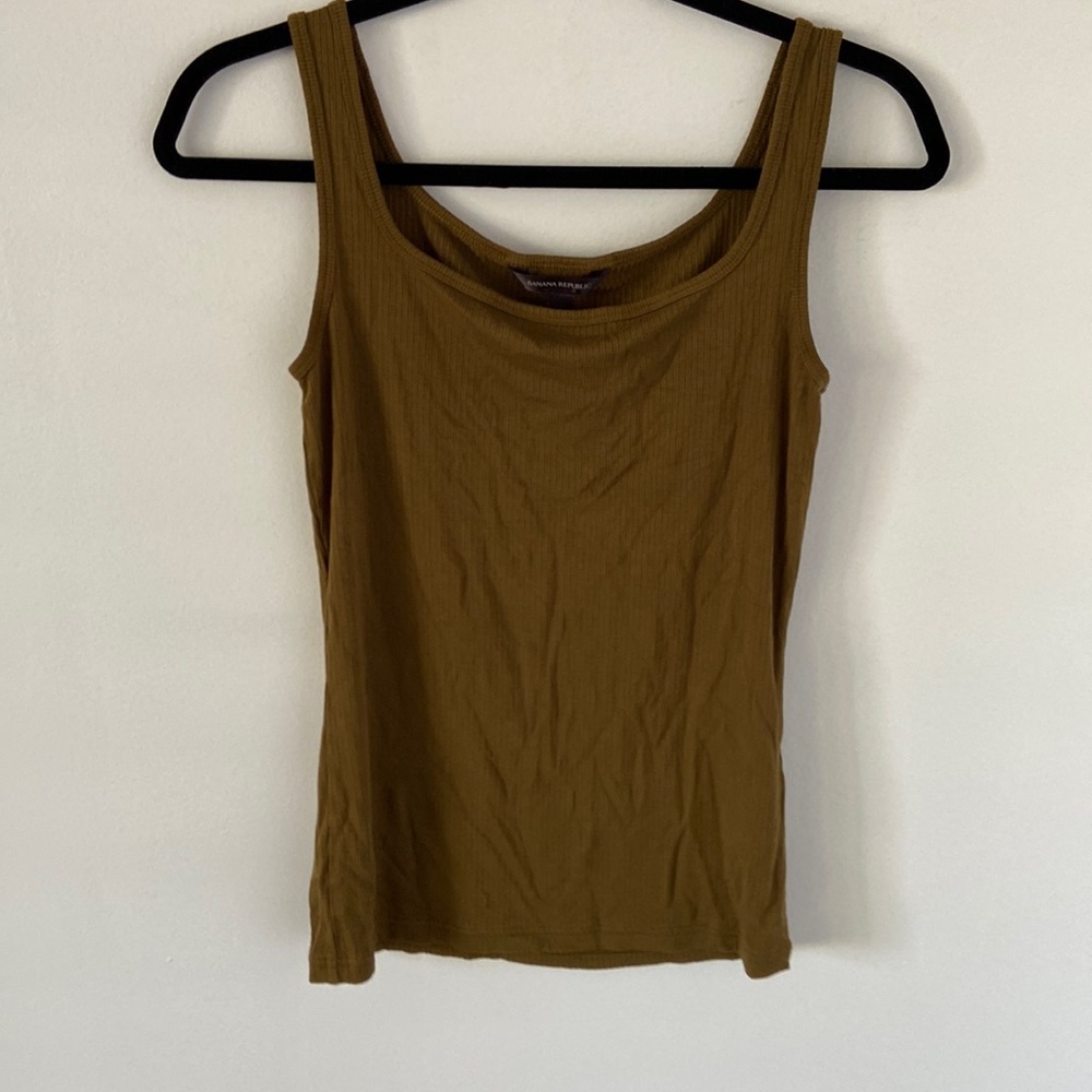 Green tank top banana republic